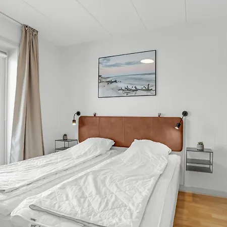 Apartment In With Wifi Allinge-Sandvig